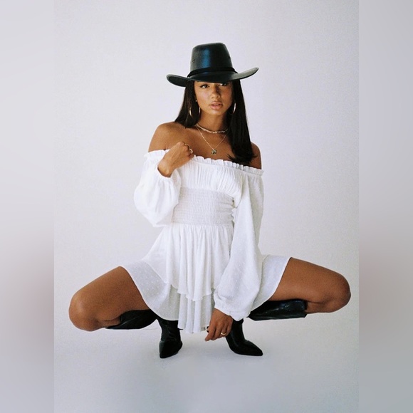 Princess Polly Pants - Princess Polly Love Galore Long sleeve Romper NWT!